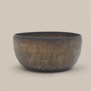 Ancient Jambati Singing Bowl - E3 Note for Solar Plexus Chakra